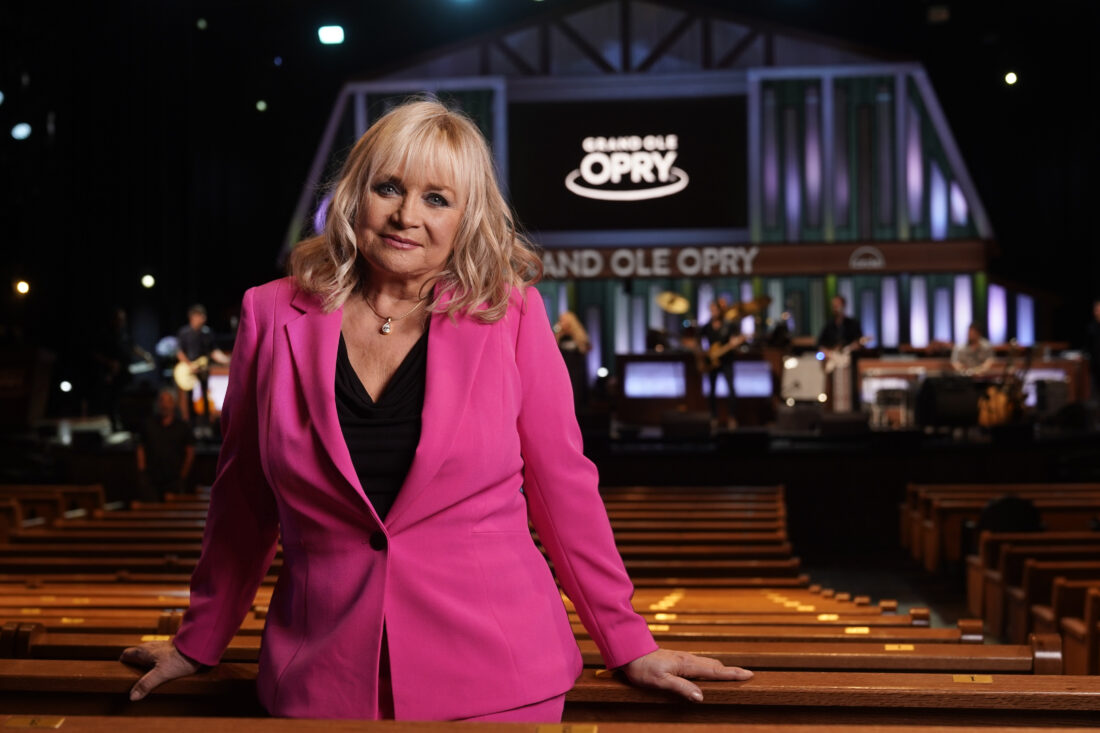 Barbara Mandrell returns to the Opry for 50th anniversary | News, Sports,  Jobs - Williamsport Sun-Gazette